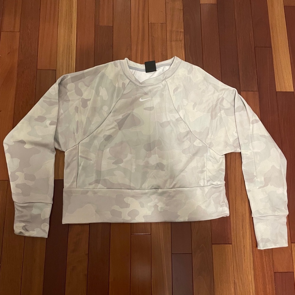 nike crewneck